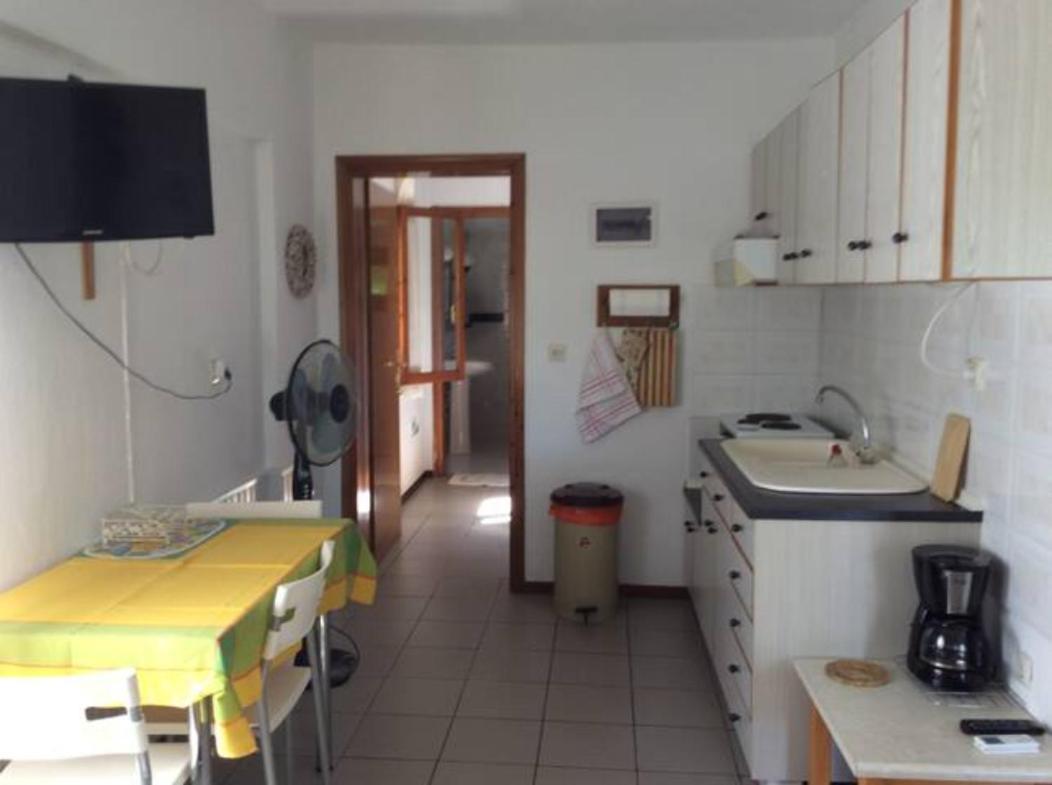 Lila Apartments Vourvourou Exteriör bild