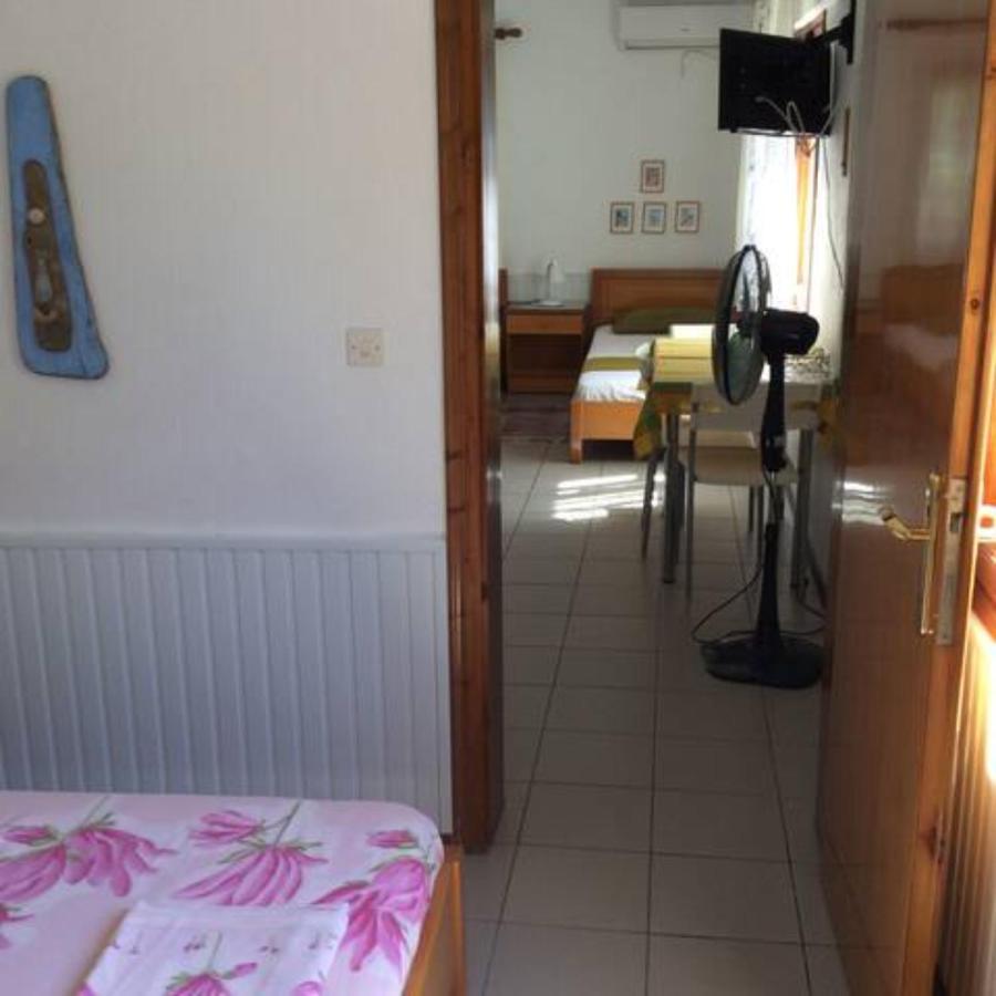 Lila Apartments Vourvourou Exteriör bild